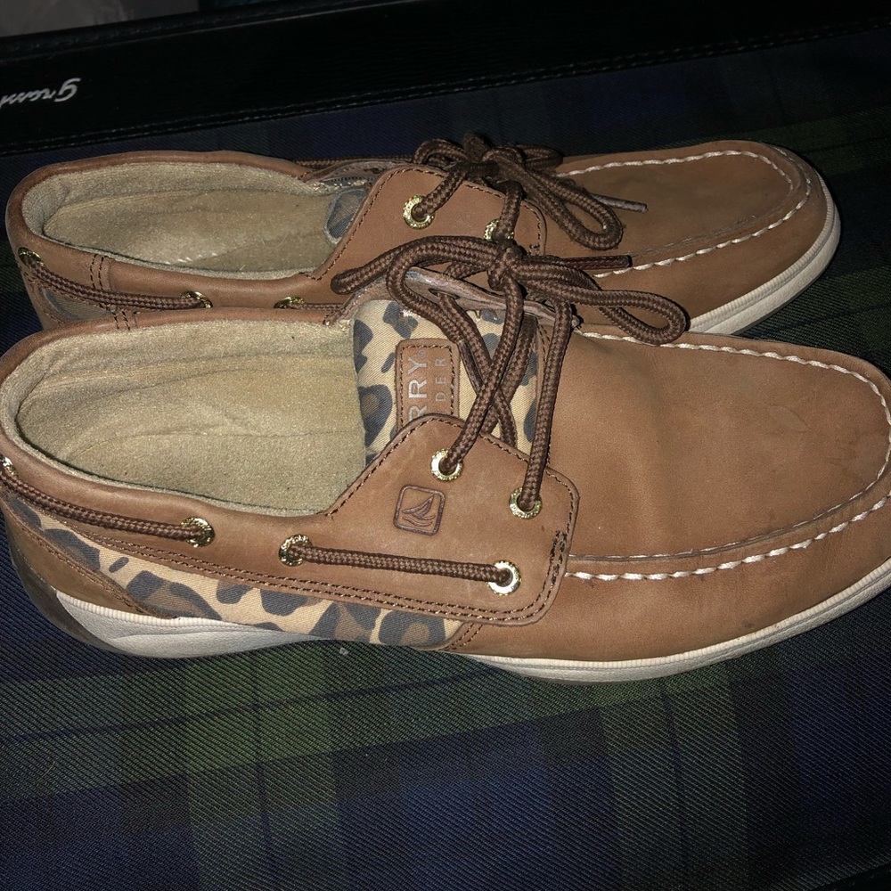 Girls Leopard print Sperry Intrepid